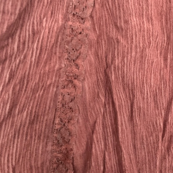 Flowy Distressed Rose Tank Top - Picture 5 of 6